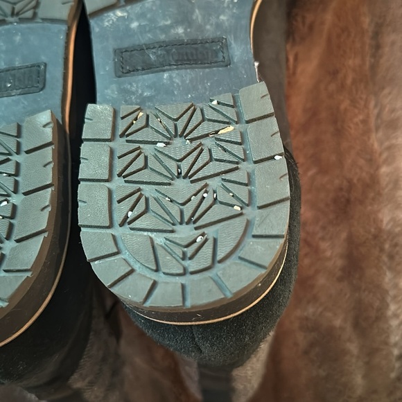 COLUMBIA Black Suede Waterproof Slip On Ankle Boot Sz 9 - Picture 10 of 14